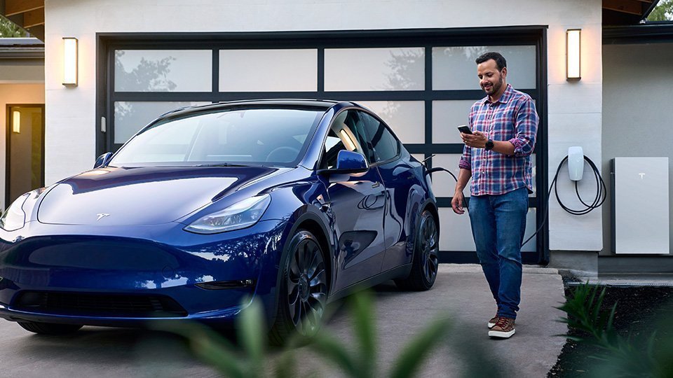 powerwall-ev-charging-residential-home EV Charging Station Installation in Charlotte, NC & the Carolinas at MLS